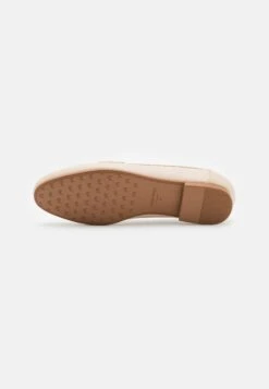 Anna Field Slip-Ons - Beige 10 Anna Field Slip-Ons - Beige -Anna Field Shop 0758fc01d5ed44049be8a8d9bd01d6b0