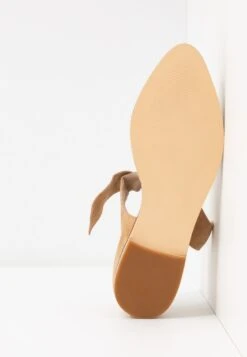 Anna Field Leather - Ankle Strap Ballet Pumps - Beige -Anna Field Shop 142109cf5d8d48c8adaf7e6d92f77e31