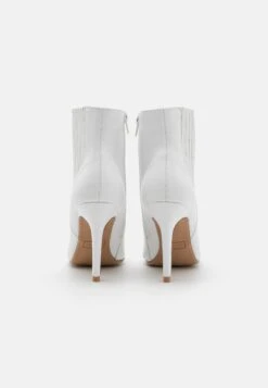 Anna Field Classic Ankle Boots - White -Anna Field Shop 5c42e5c8a3b3419bb2978d89006e8388