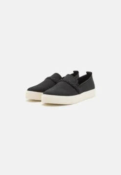 Anna Field Slip-Ons - Black -Anna Field Shop a688b2fb219d4465a1e53e2126ed9247