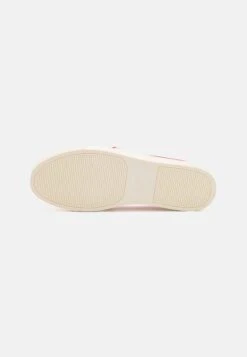 Anna Field Slip-Ons - Red -Anna Field Shop ab5eedd252fe4666952e4a371baff7b4