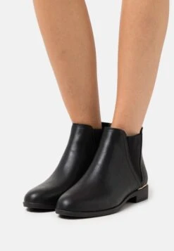 Comfort - Ankle Boots - Black