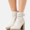 Leather - Platform Ankle Boots - Beige