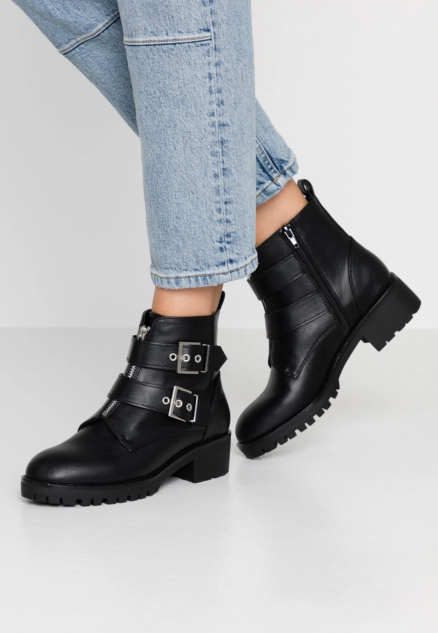 Anna Field Cowboy/Biker Ankle Boot - Black 1 Anna Field Cowboy/Biker Ankle Boot - Black